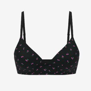 Wear Everywhere Push-Up Wireless Bra } Smooth | Black Cherry Print